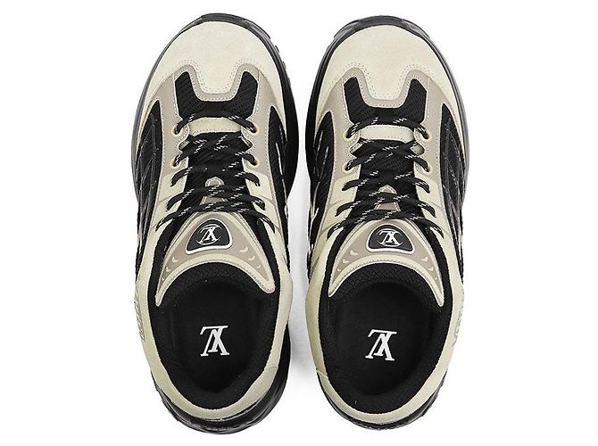 Sneakers Louis Vuitton Discovery Line Monogram Flower in pelle e mesh Nero - vista 8