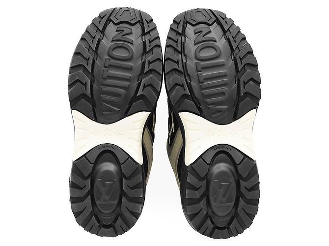Sneakers Louis Vuitton Discovery Line Monogram Flower in pelle e mesh Nero - vista 9