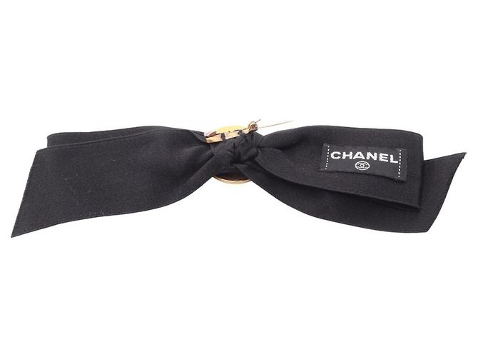 Spilla a medaglione con nastro nero e oro Chanel D'oro - vista 2