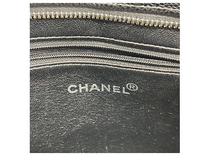 Borsa Tote Chanel in vitello martellato nero - vista 5