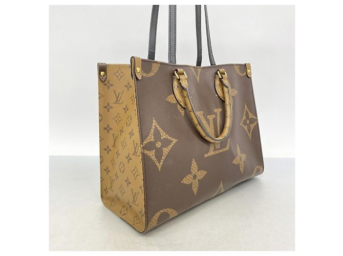 Borsa Tote Louis Vuitton Monogram Giant Reverse OnTheGo MM Marrone - vista 2