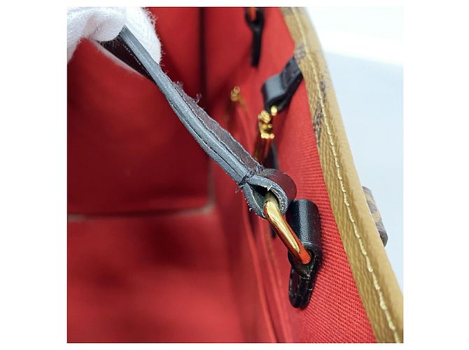 Borsa Tote Louis Vuitton Monogram Giant Reverse OnTheGo MM Marrone - vista 9