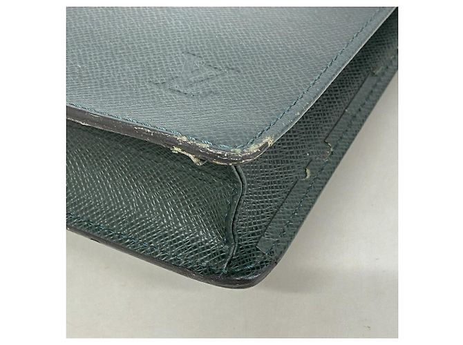 Borsetta Louis Vuitton Taiga Serviette Clado - vista 7