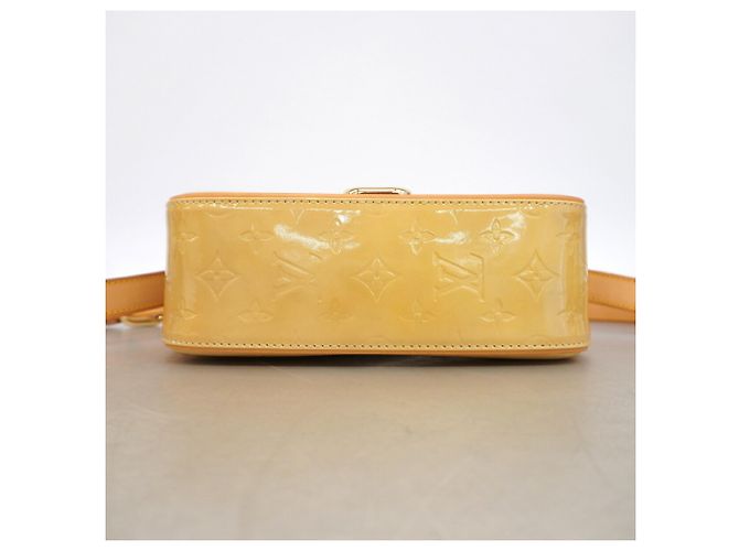 Borsa a tracolla Louis Vuitton Vernis Christie GM Beige - vista 3