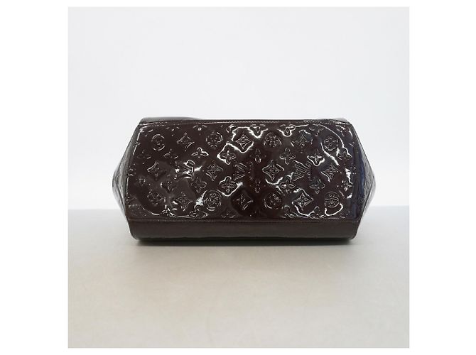 Borsa Louis Vuitton Vernis Sherwood GM in Amarante Bordò - vista 3