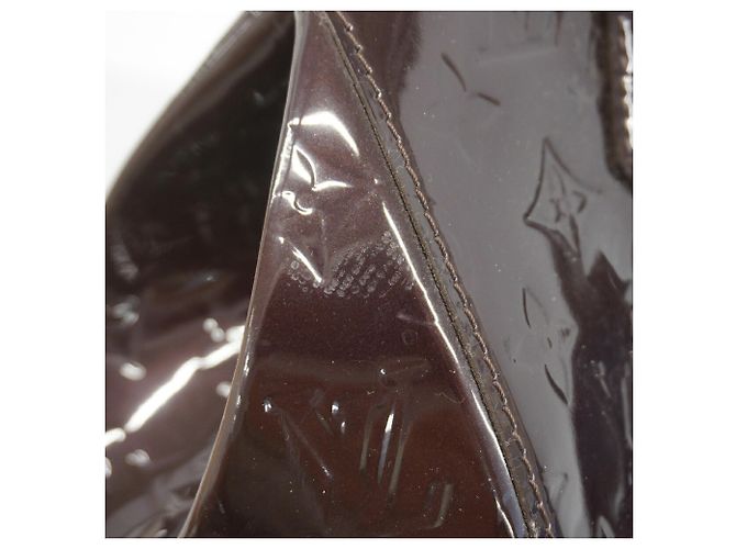Borsa Louis Vuitton Vernis Sherwood GM in Amarante Bordò - vista 7