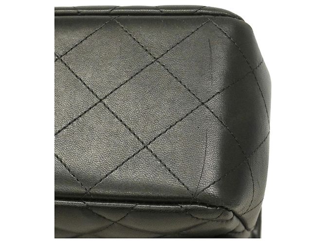 Borsa a tracolla Chanel in pelle d'agnello nera Nero - vista 10