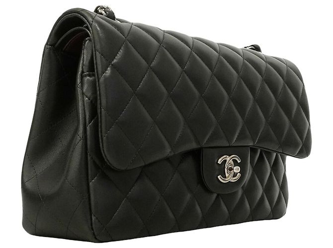 Borsa a tracolla Chanel in pelle d'agnello nera Nero - vista 2