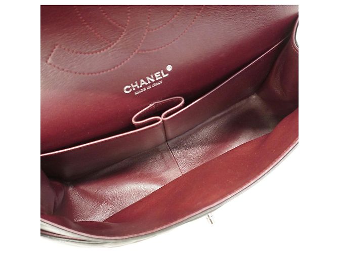 Borsa a tracolla Chanel in pelle d'agnello nera Nero - vista 4