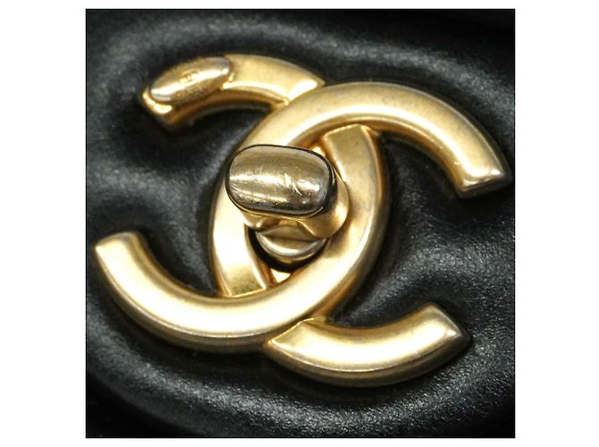Borsa a tracolla Chanel Mini Matelassé con catena Nero - vista 7