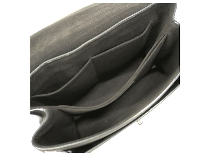 Borsa a mano Louis Vuitton My Lockme Satchel Nero - vista 4