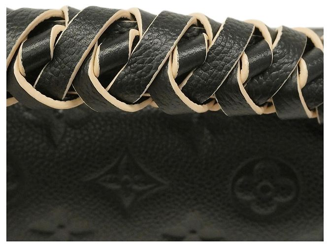 Borsa Louis Vuitton Monogram Empreinte Pochette Metis MM Nero - vista 9
