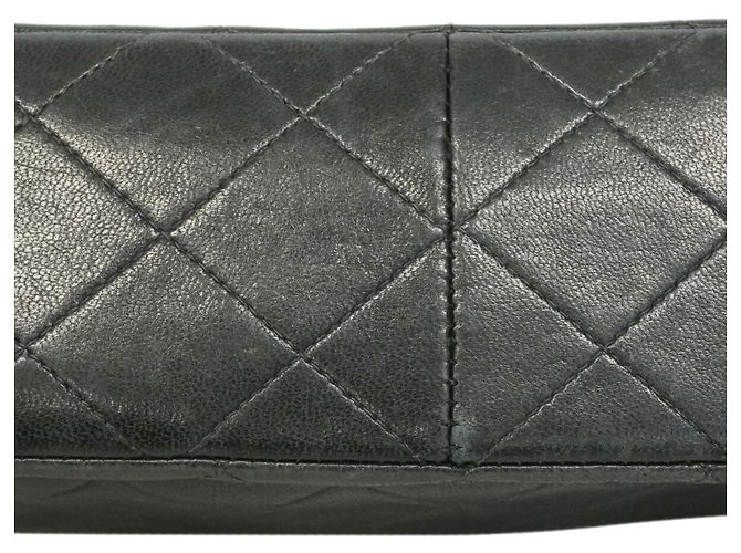 Borsa a spalla Mini Matelassé con catena Chanel Nero - vista 13