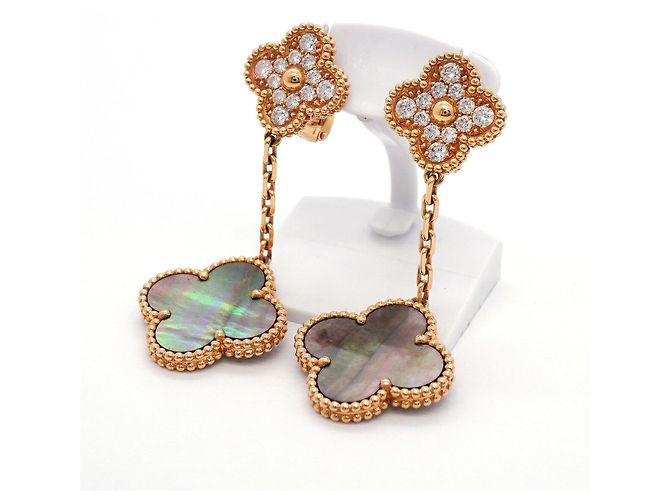 Orecchini Magic Alhambra Van Cleef & Arpels in oro rosa 18K - vista 2