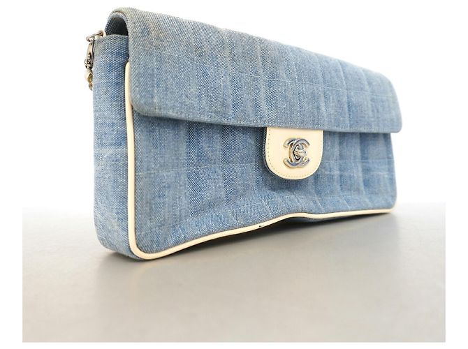 Borsa a tracolla con catena Chanel Chocolate Bar Blu - vista 2