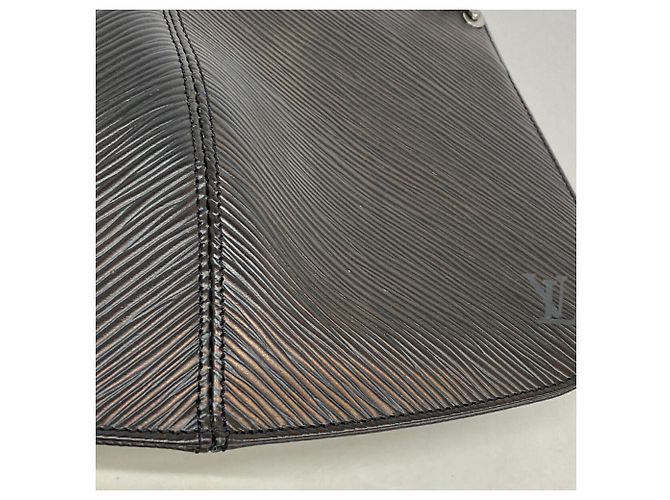 Louis Vuitton Epi Pochette de Milune Nero - vista 6