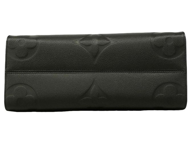 Borsa Tote Louis Vuitton Monogram Empreinte OnTheGo MM Nero - vista 3