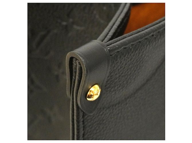 Borsa Tote Louis Vuitton Monogram Empreinte OnTheGo MM Nero - vista 6