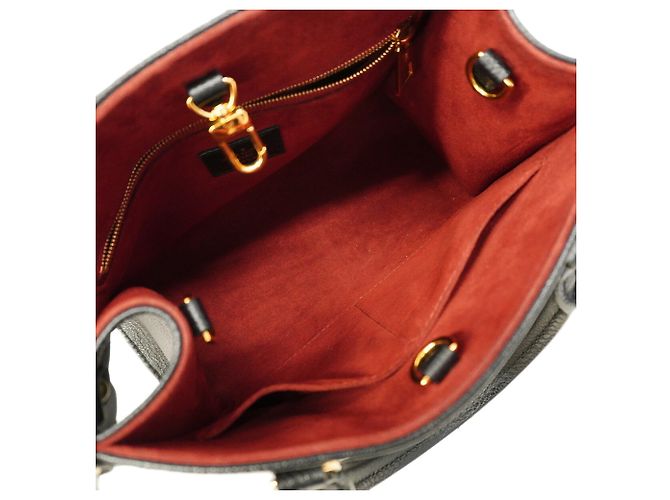 Borsa Louis Vuitton Monogram Empreinte Bicolor OnTheGo PM Nero Beige - vista 4