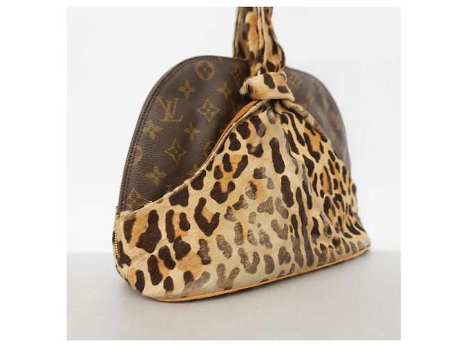Borsa Louis Vuitton Alma Monogram Leopard Marrone - vista 2