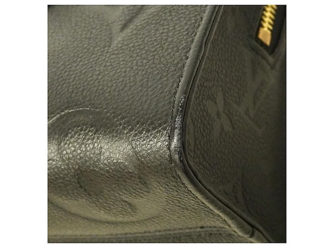 Borsa Louis Vuitton Monogram Empreinte OnTheGo EW Nero - vista 6