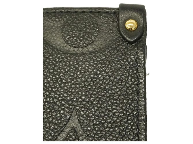 Borsa Louis Vuitton Monogram Empreinte OnTheGo EW Nero - vista 8
