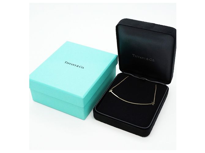 Collana Tiffany & Co. T Smile Large in Oro Giallo 18K - vista 7