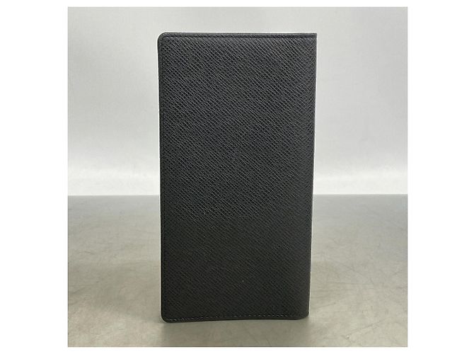 Louis Vuitton Taiga Long Bill Wallet Grey - view 5