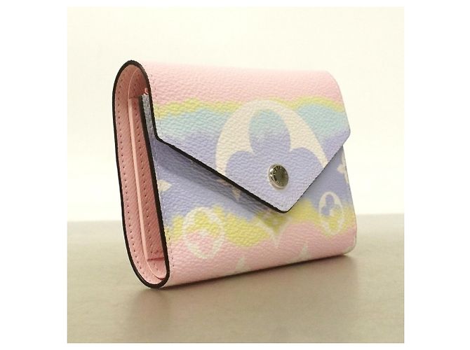Louis Vuitton Cartera Tri-fold LV Escale Victorine M69113 Multicolor - vista 2