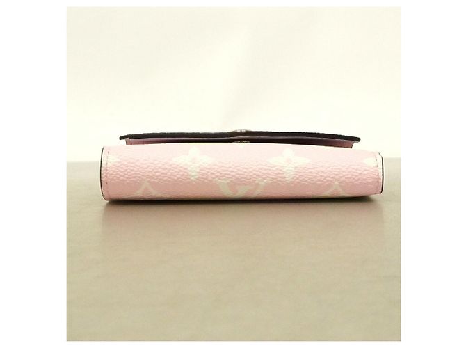 Louis Vuitton Cartera Tri-fold LV Escale Victorine M69113 Multicolor - vista 3