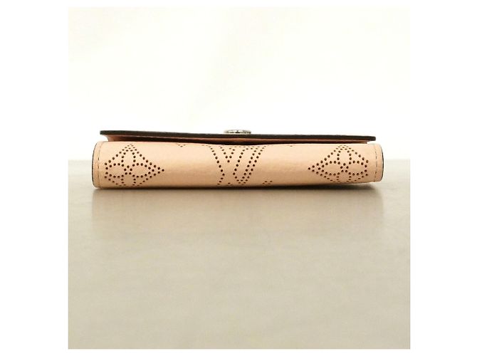 Louis Vuitton Mahina Multicles 4 Key Case Rosa - vista 3