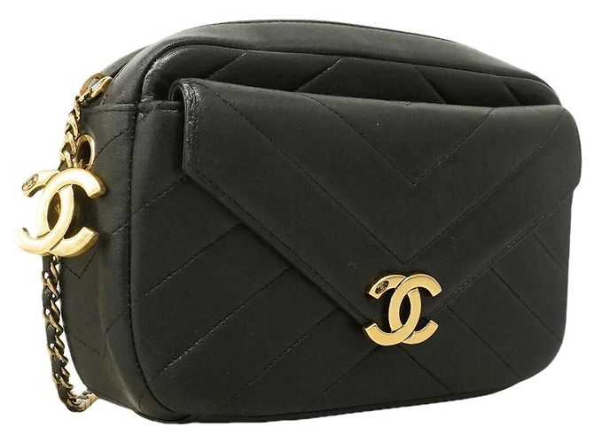 Borsa a tracolla Chanel in pelle nera Nero - vista 2