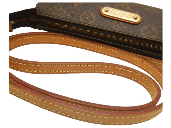 Louis Vuitton Brown Monogram Eva Marrone - vista 18