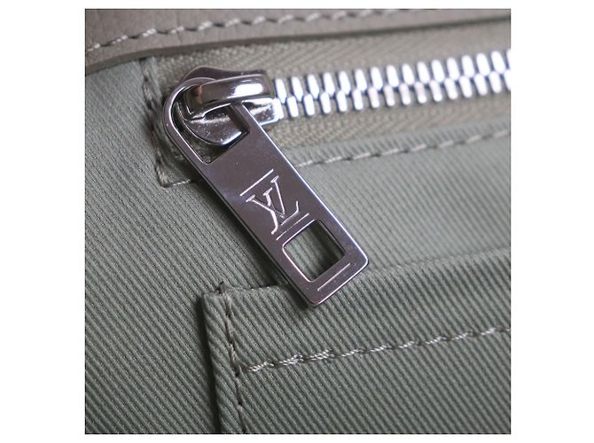 Louis Vuitton Aerogram Fastline Tote Grau Braun - Ansicht 8