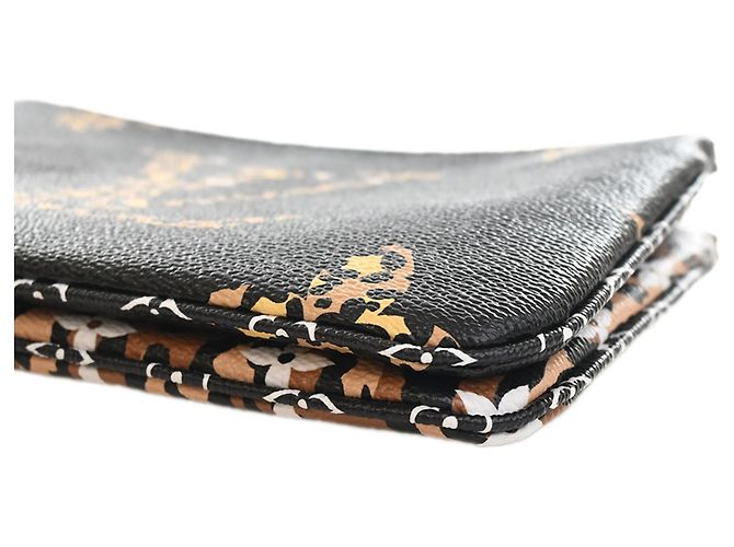 Louis Vuitton Black Monogram Giant Jungle Double Zip Pochette Nero - vista 10