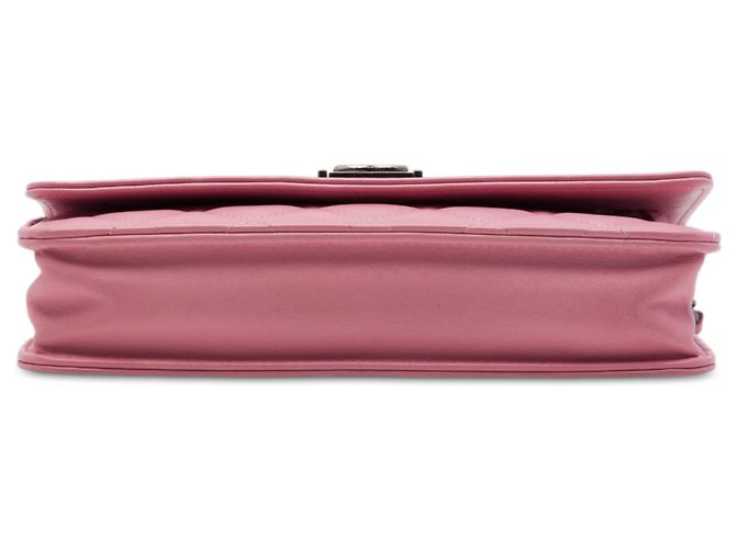 Chanel Boy Wallet On Chain aus rosa gestepptem Lammleder Pink - Ansicht 3