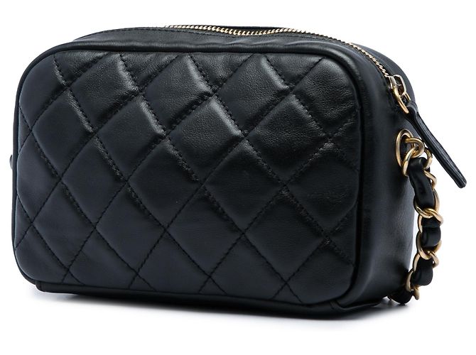 Bolsa Camera Chanel Small em pele de cordeiro acolchoada preta com fivela Preto - vista 2