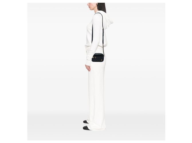 Bolsa Camera Chanel Small em pele de cordeiro acolchoada preta com fivela Preto - vista 5