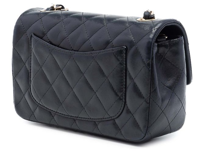 Chanel Mini Rectangular Classic de piel de cordero negra con dijes de corazón de San Valentín, Single Flap Negro - vista 2