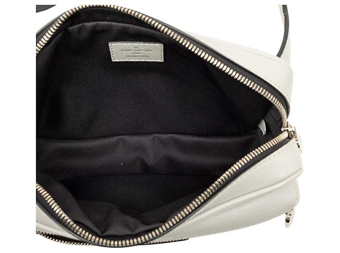 Bumbag Marsupio Louis Vuitton White Monogram Taigarama Outdoor Bianco - vista 4