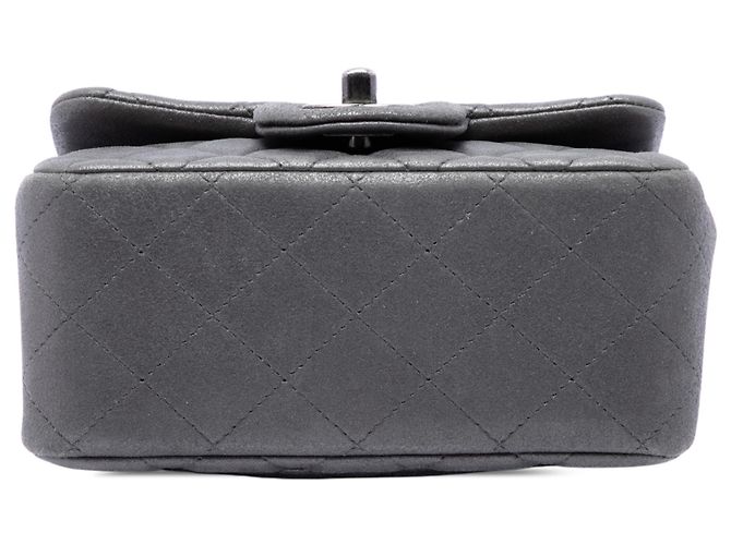 Chanel Gray Mini Square Classic Iridescent Lambskin Single Flap Marrone Grigio antracite - vista 3