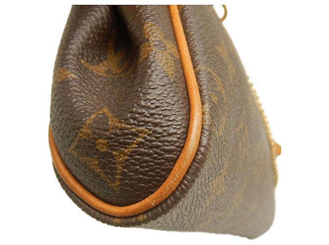 Louis Vuitton Brown Monogram Eva Marrone - vista 17
