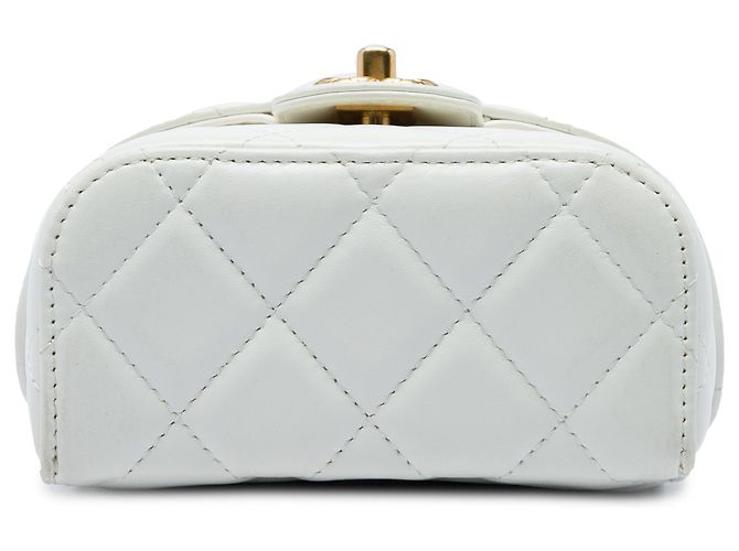 Chanel Mini Vanity Case CC Matelassé in Pelle d'Agnello Bianca con Manico Bianco - vista 3