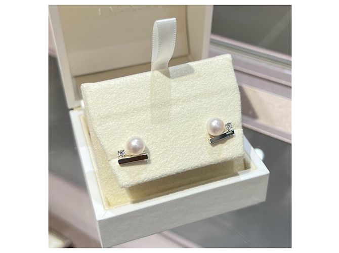 Orecchini Tasaki "petit" balance class in oro giallo 18K con perle e diamanti D'oro - vista 3