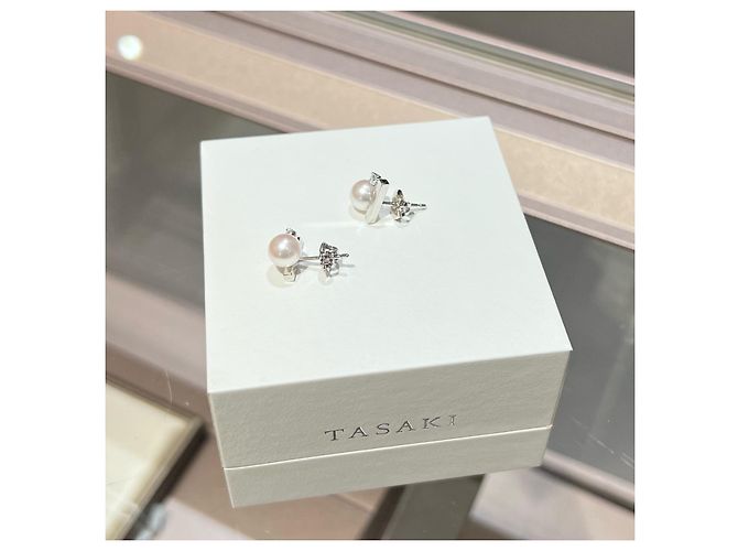 Orecchini Tasaki "petit" balance class in oro giallo 18K con perle e diamanti D'oro - vista 4