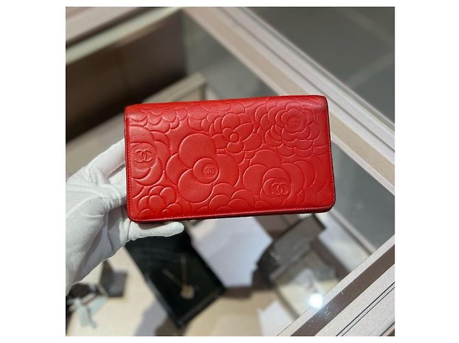 Chanel Camellia Wallet On Chain Red Leather - view 3