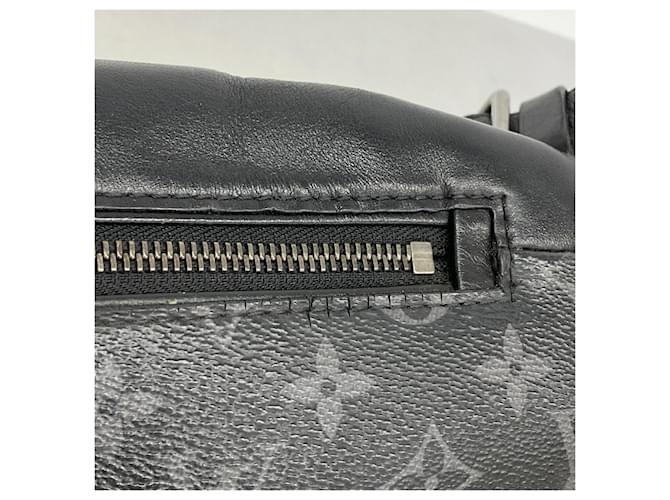 Borsa Louis Vuitton Monogram Eclipse Discovery Bag Nero - vista 10