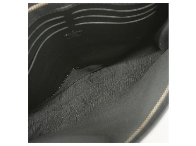 Louis Vuitton Monogram Eclipse Pochette Voyage MM Clutch Bag Nero - vista 4