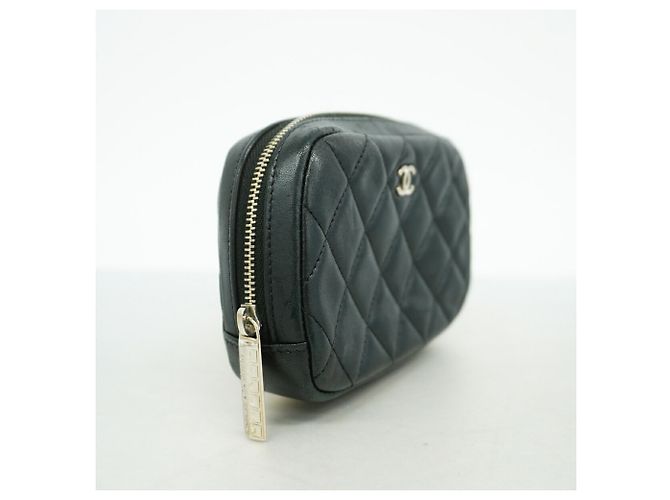 Pouch Chanel Matelassé in pelle d'agnello - Black Nero - vista 2