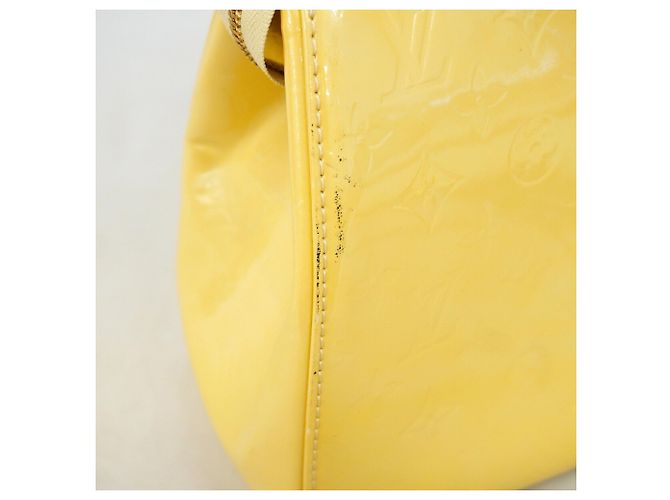 Borsa Louis Vuitton Vernis MM Corallo - vista 10
